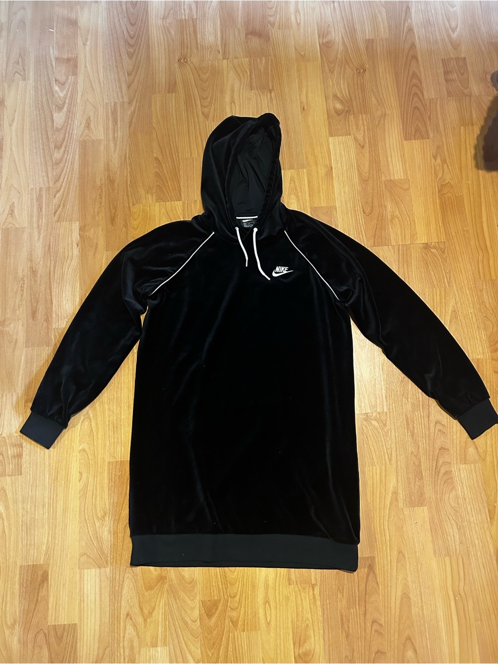 Nike Black Medium Velour Good Condition Hooded Longline Pullover or Short Dress - Picture 1 of 5